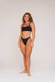 Black Momentum Top
